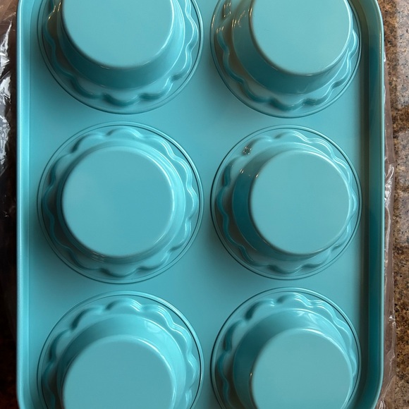 Mini Pie Pan - Picture 2 of 2